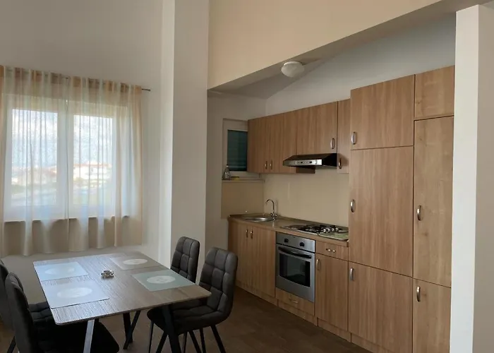 Vukovic Διαμέρισμα Ποντστράνα