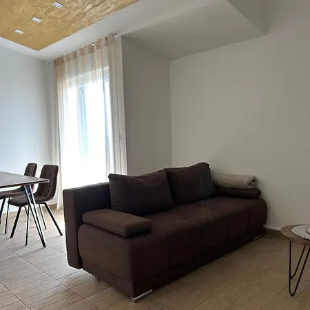 Vukovic Apartman Podstrana